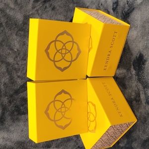 Kendra Scott Jewelry Boxes